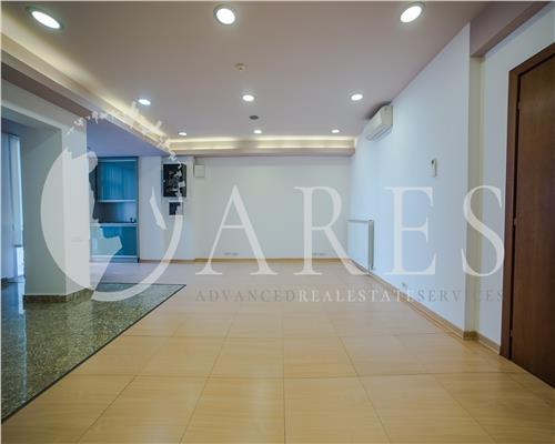 Inchiriere Apartament 3 Camere Romana