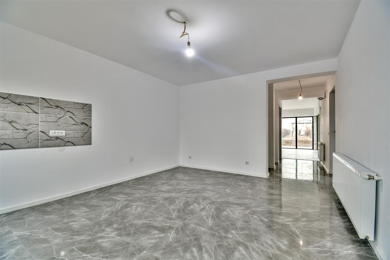 Vila  3 Camere  124 MP  Teren 284 MP  Bragadiru COMISION 0 %