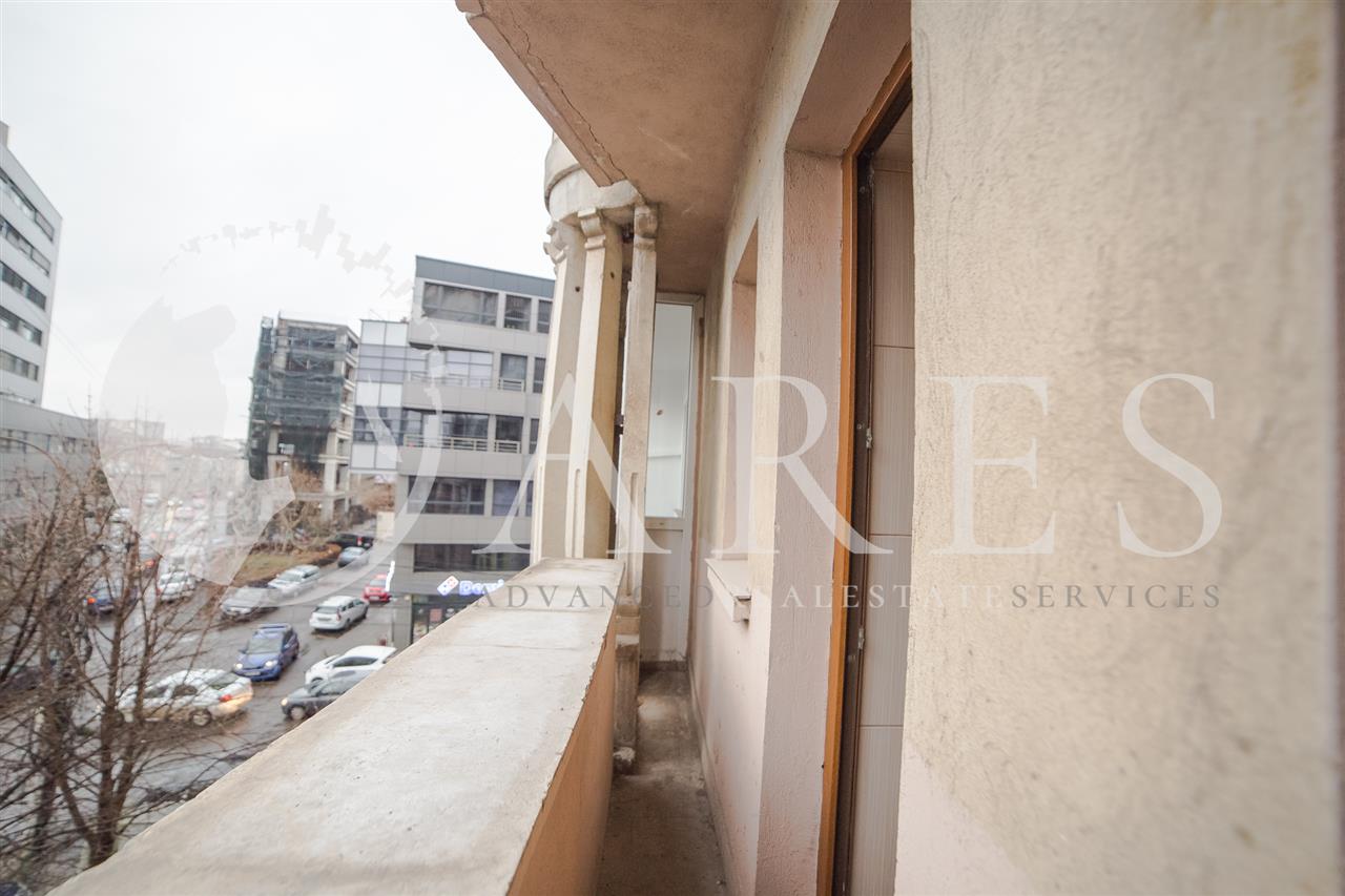 Inchiriere Apartament 3 Camere Unirii Nemobilat Rezidential