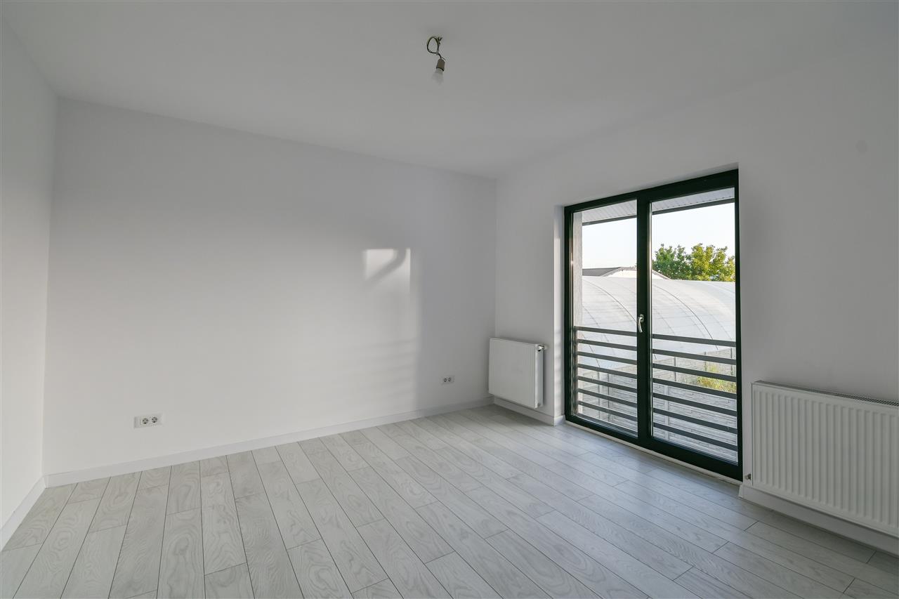 BERCENICENTRAL,VILA INDIVIDUALA ,5 CAMERE, 3 BAI ,TEREN 402 MP ,LA CHEIE!