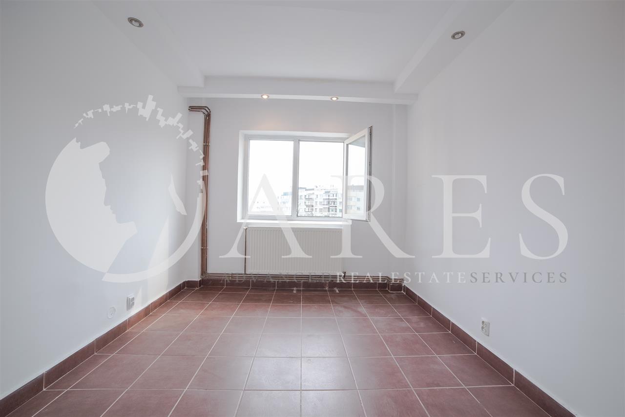 Apartament 4 Camere 85 MP Nemobilat  Dristor  Ramnicu Valcea Comision 0 %