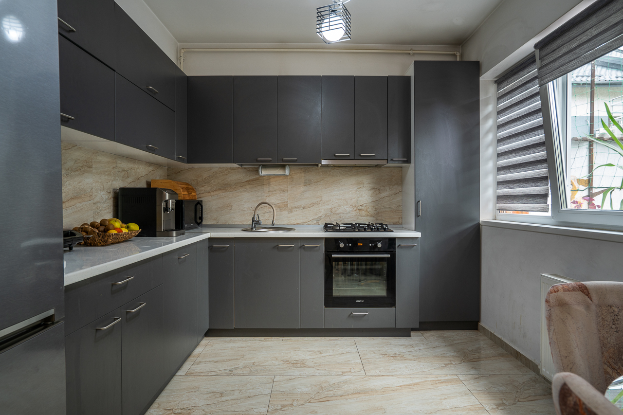 POPESTI LEORDENI,VILA INDIVIDUALA LIPITA INSIRUITA,4 CAMERE,112 MP,TEREN 179 MP