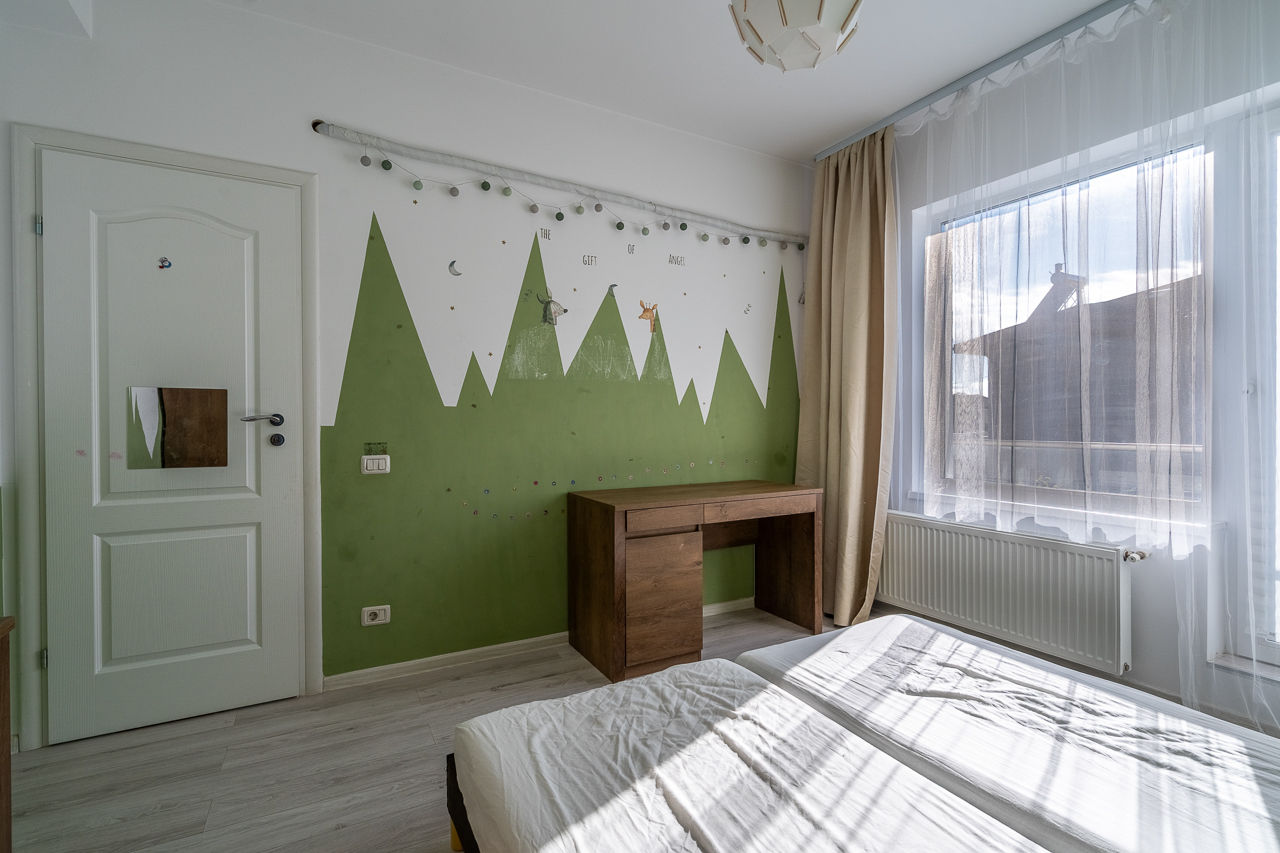 POPESTI LEORDENI,VILA INDIVIDUALA LIPITA INSIRUITA,4 CAMERE,112 MP,TEREN 159 MP