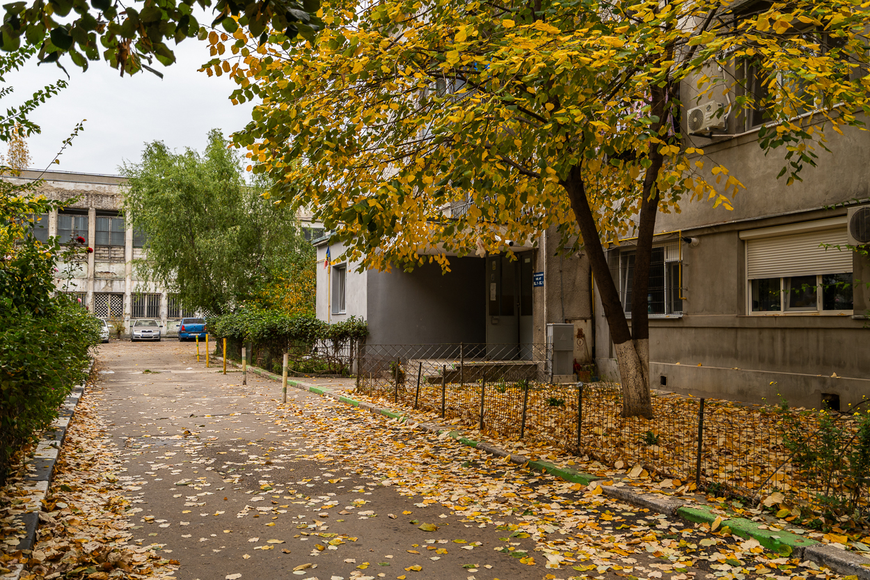 MUNCII BASARABIA,GARSONIERA,25 MP,ETAJ 3,BLOC 1970,INVESTITIE