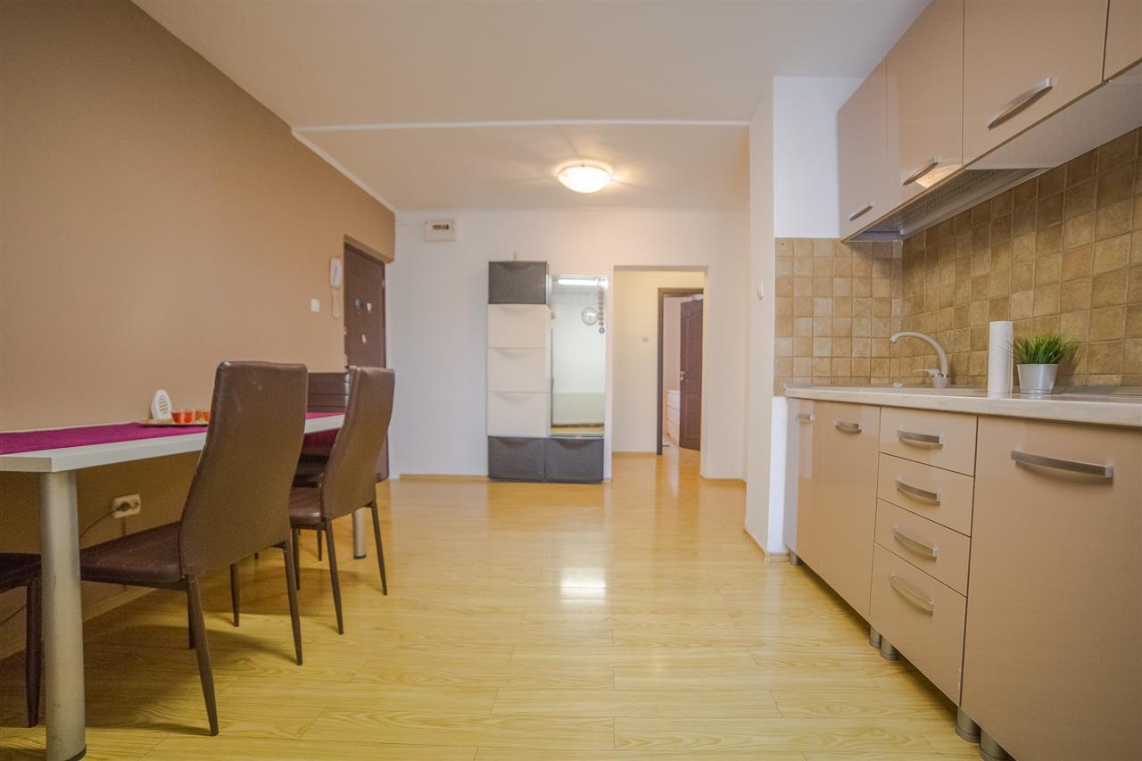 Inchiriere Apartament 3 Camere Decebal