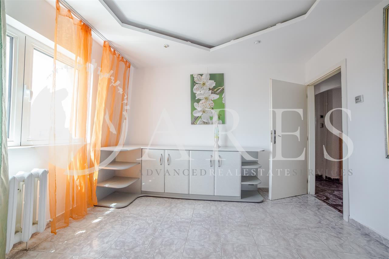 Vanzare Apartament 3 Camere Vitan Mall