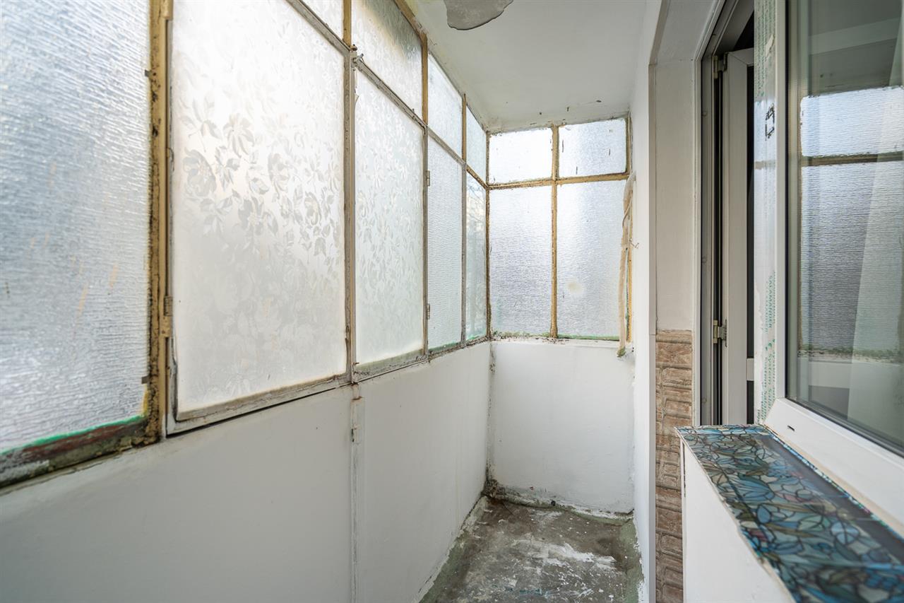 LACUL TEI  GRIGORE MOISIL,2 CAMERE,38 MP,ETAJ 1,BLOC 1975,INVESTITIE