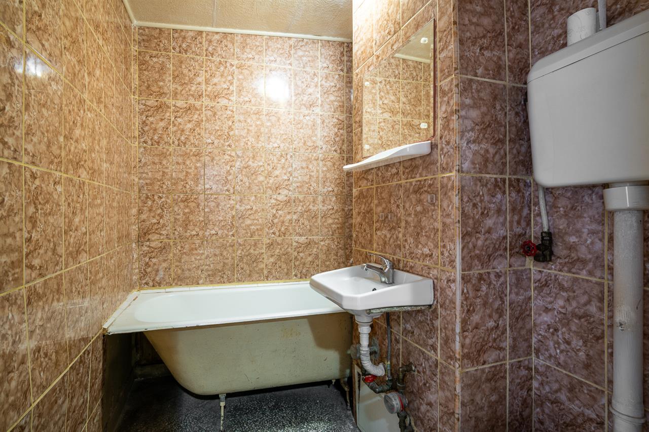 LACUL TEI  GRIGORE MOISIL,2 CAMERE,38 MP,ETAJ 1,BLOC 1975,INVESTITIE