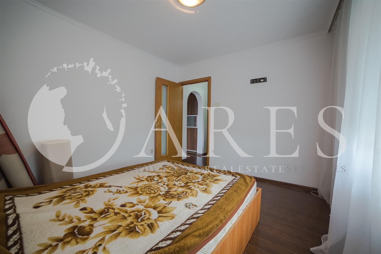 Vanzare Apartament 3 Camere Vitan Comision 0 %