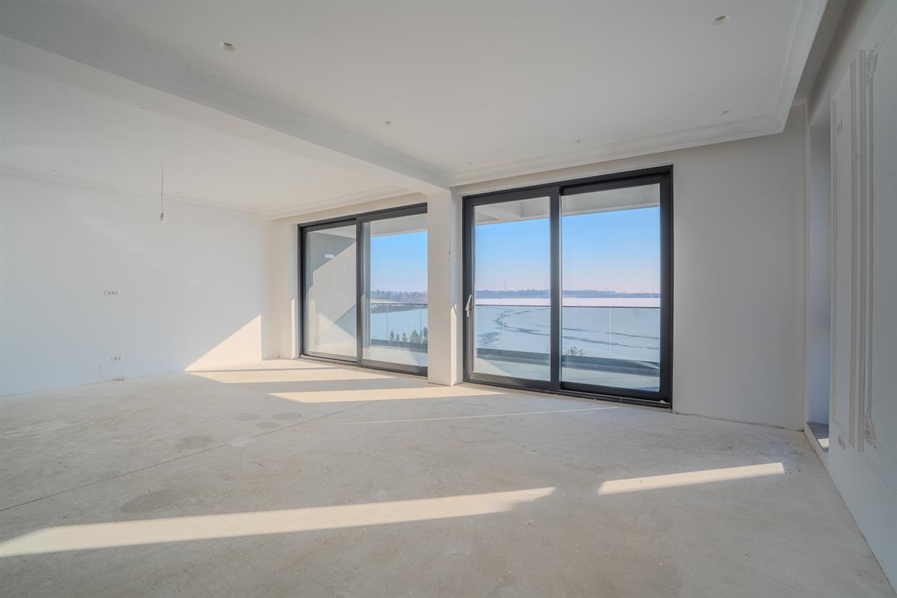 CERNICA,VILA INDIVIDUALA LIPITA,5 CAMERE,453 MP,TEREN 587 MP,PISCINA,DESCHIDERE LAC