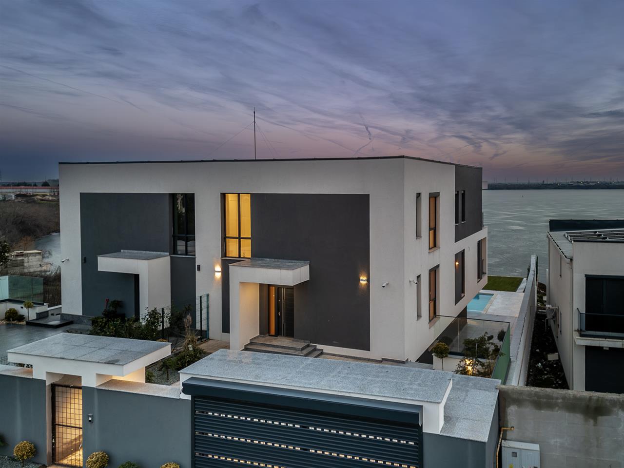 CERNICA,VILA INDIVIDUALA LIPITA,5 CAMERE,453 MP,TEREN 587 MP,PISCINA,DESCHIDERE LAC