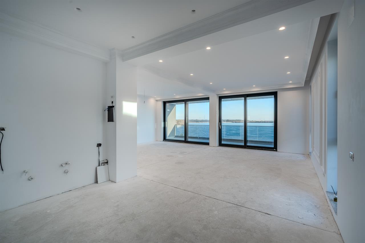 CERNICA,VILA INDIVIDUALA LIPITA,5 CAMERE,453 MP,TEREN 587 MP,PISCINA,DESCHIDERE LAC