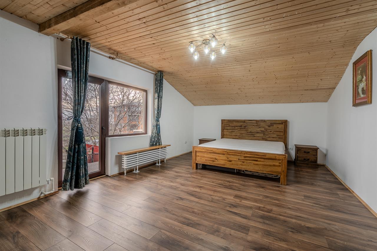 PROGRESUL GIURGIULUI,VILA INDIVIDUALA,5 CAMERE,221 MP,TEREN 379 MP