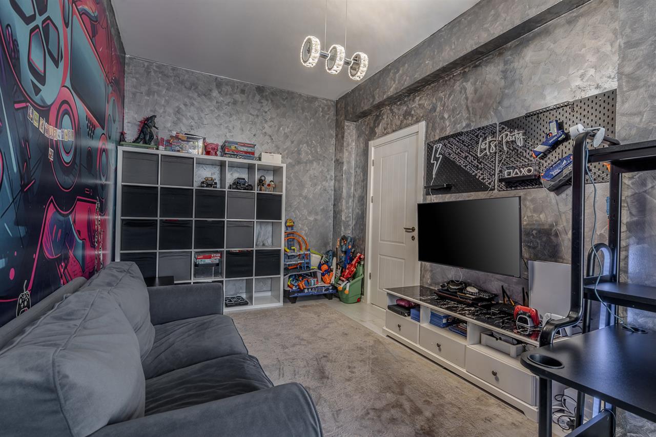 VOLUNTARI,VILA PREMIUM,6 CAMERE,340 MP,TEREN 523 MP,FOISOR 60 MP