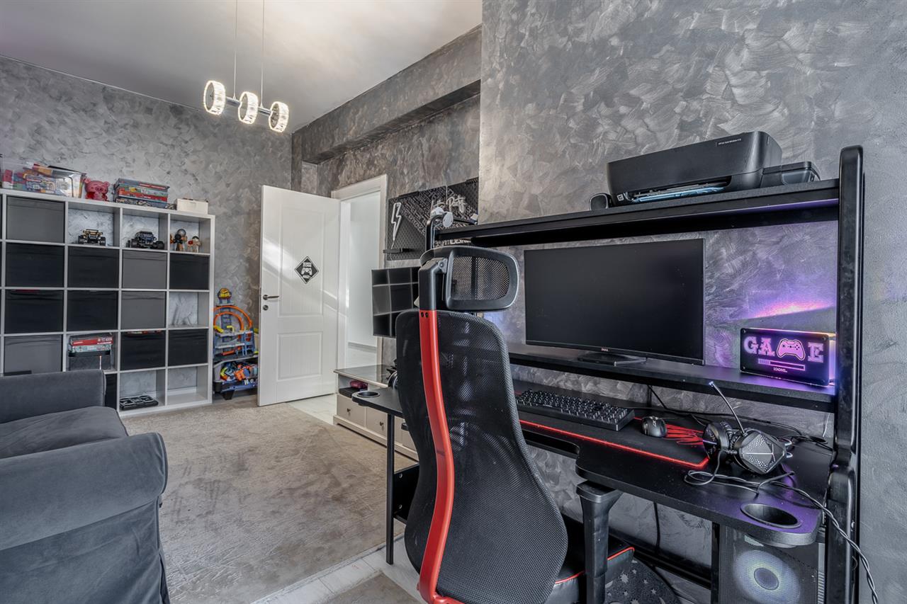 VOLUNTARI,VILA PREMIUM,6 CAMERE,340 MP,TEREN 523 MP,FOISOR 60 MP