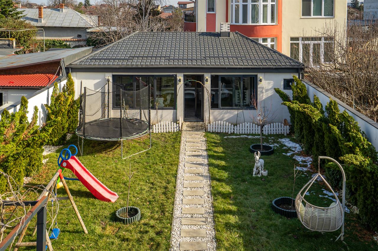 VOLUNTARI,VILA PREMIUM,6 CAMERE,340 MP,TEREN 523 MP,FOISOR 60 MP