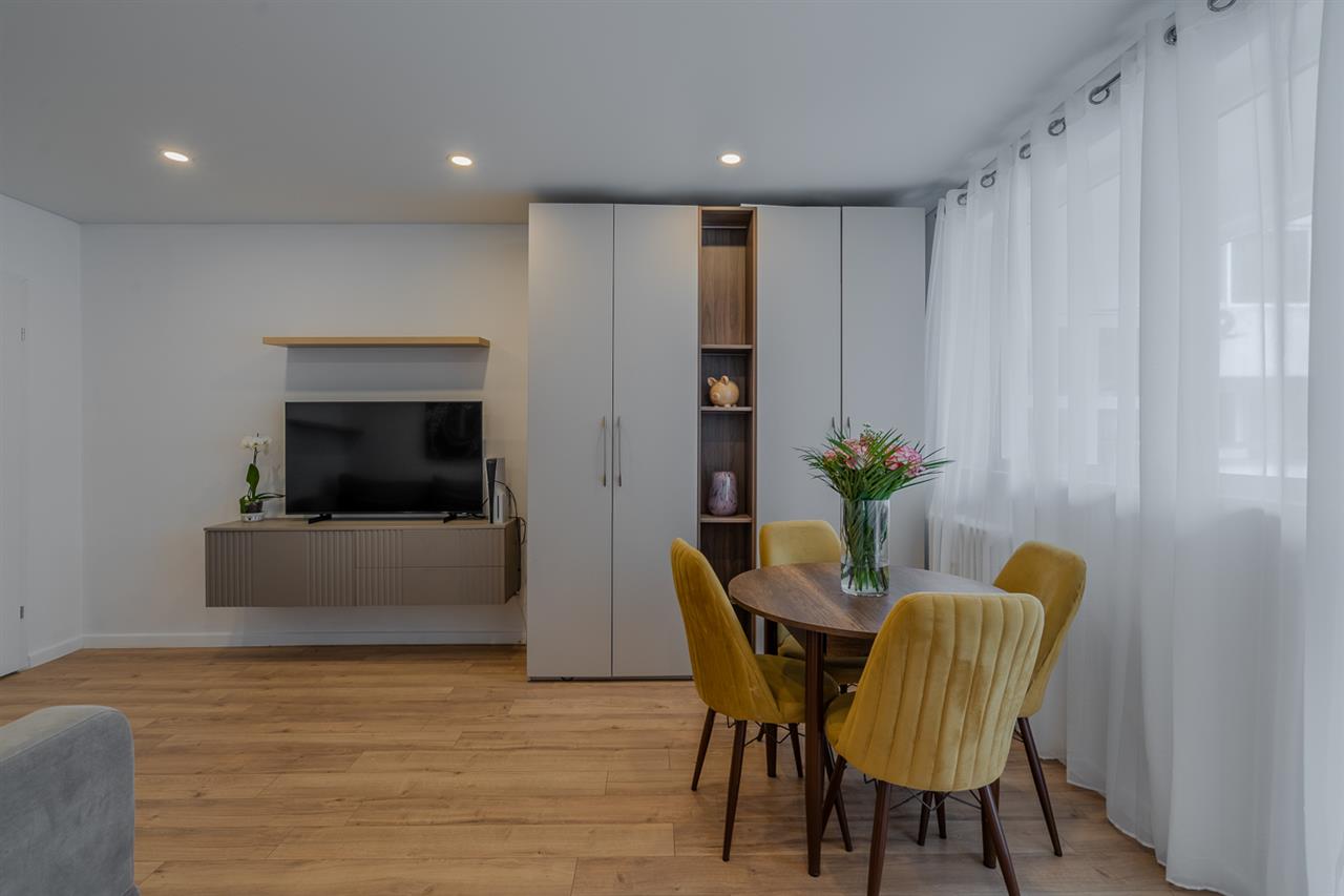 DRUMUL TABEREI  RAUL DORNA,3 CAMERE,61 MP,ETAJ 2,METROU 8 MINUTE