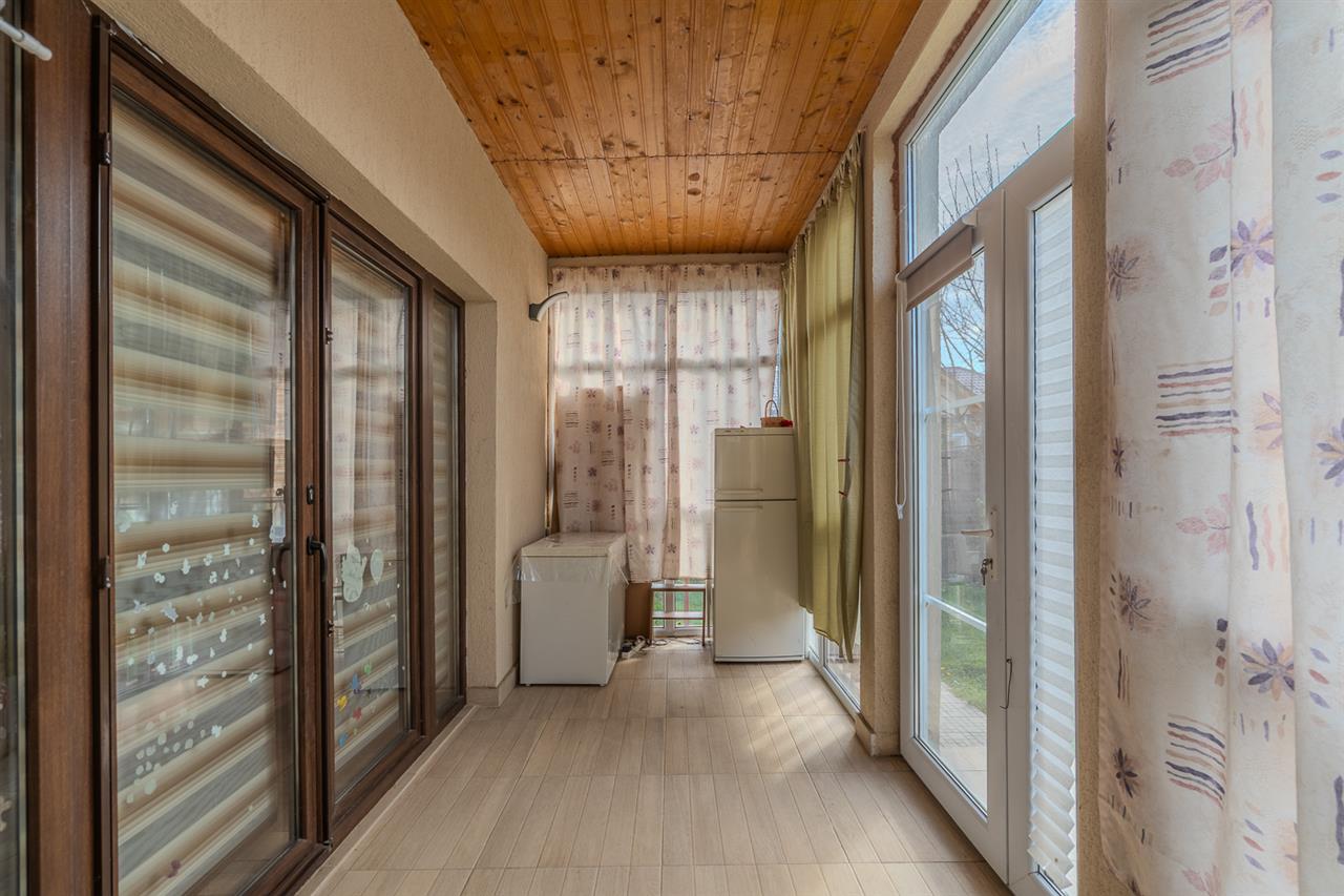 DOMNESTI,VILA INDIVIDUALA,4 CAMERE,258 MP,TEREN 700 MP,AN 2017