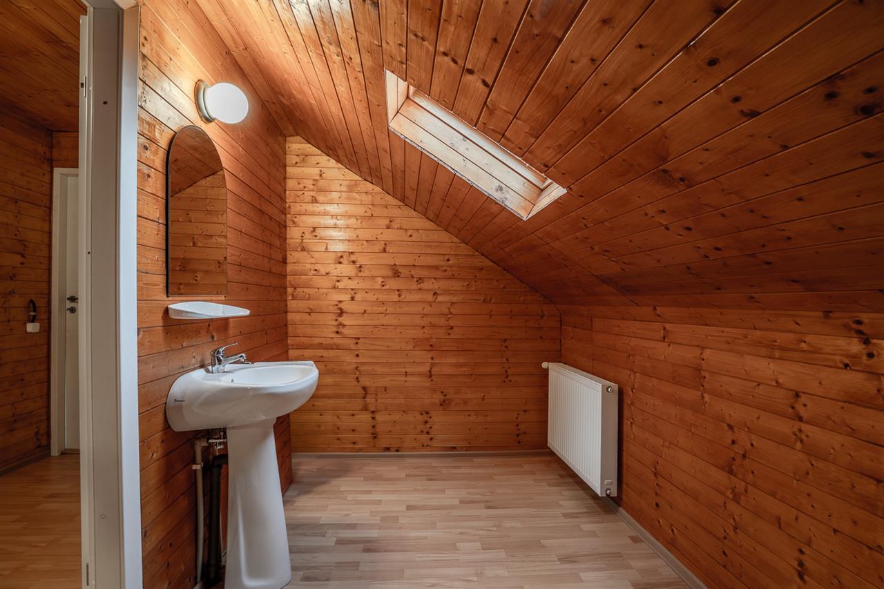 DOMNESTI,VILA INDIVIDUALA,4 CAMERE,258 MP,TEREN 700 MP,AN 2017