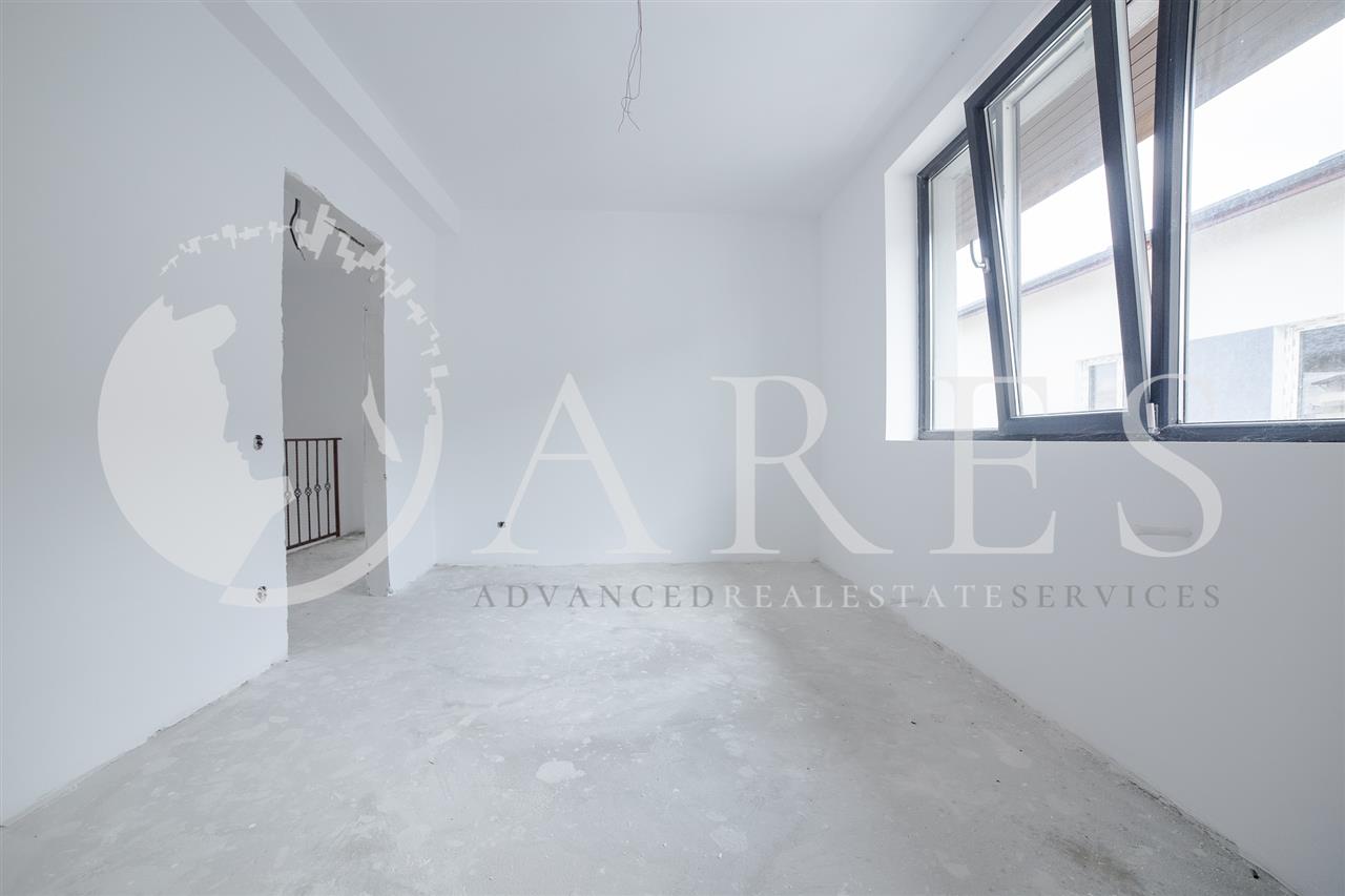 Vanzare Duplex 4 Camere Bragadiru Cartier Independentei Haliu