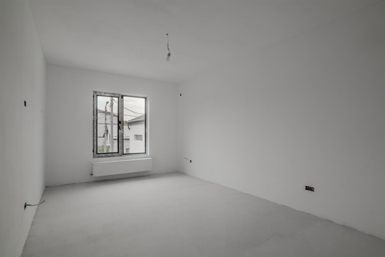 VILA VOLUNTARI,4 CAMERE,3 BAI,154 MP,TEREN 193 MP