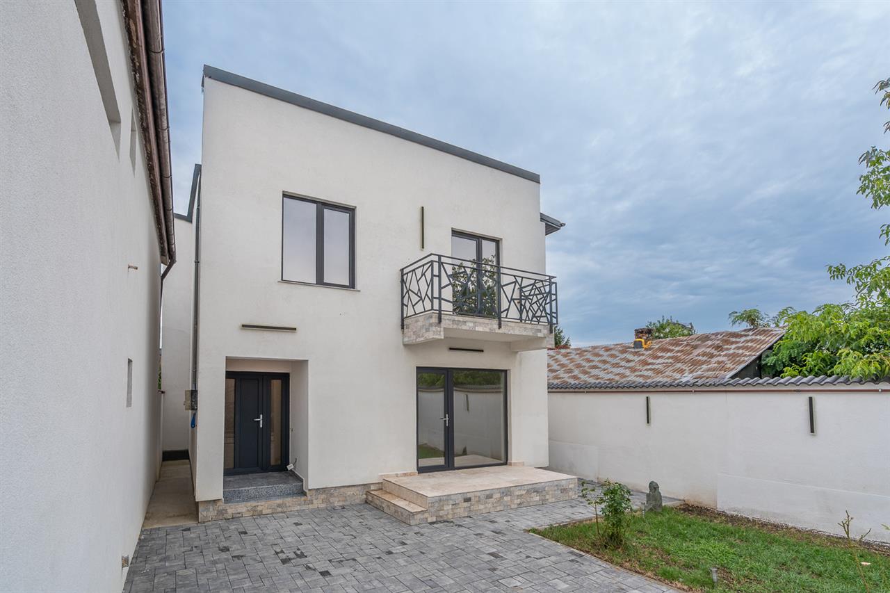 VILA VOLUNTARI,4 CAMERE,3 BAI,154 MP,TEREN 193 MP