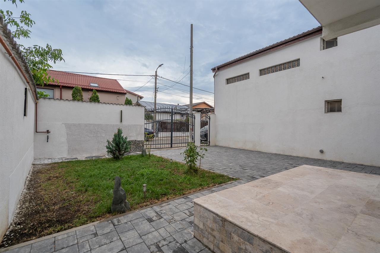 VILA VOLUNTARI,4 CAMERE,3 BAI,154 MP,TEREN 193 MP