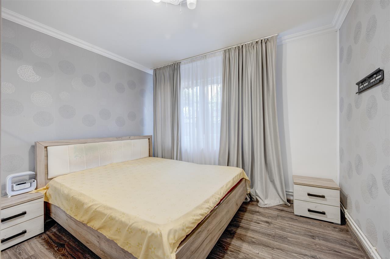 23 AUGUST BD. BASARABIA,7 CAMERE,201 MP,AN 2015,TEREN 187 MP