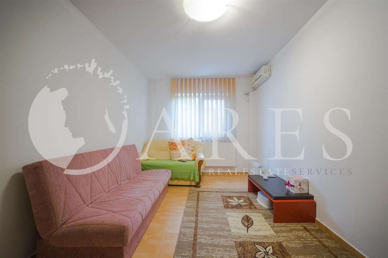 Vanzare Apartament 4 Camere Dristor Ramnicu Sarat
Comision 0 %