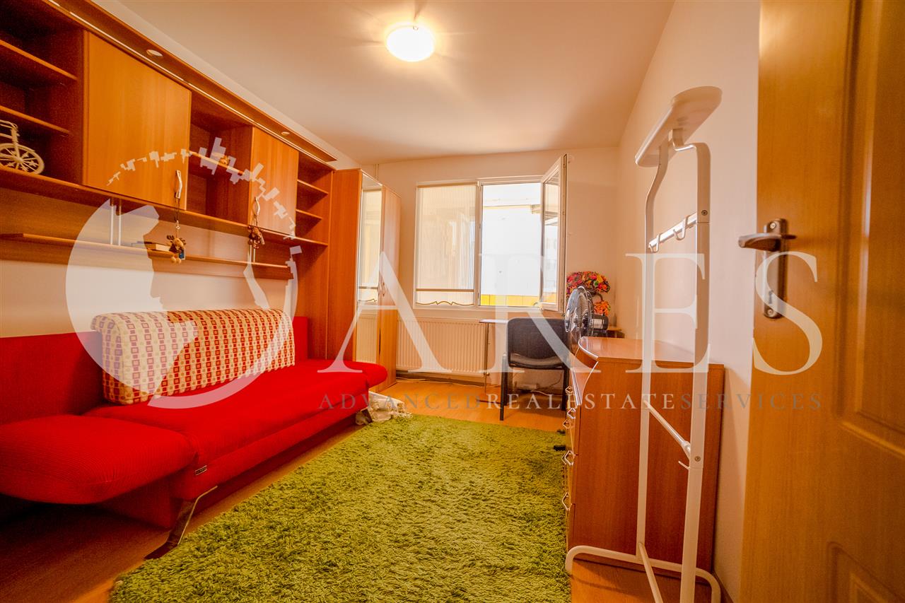 Vanzare Apartament 4 Camere Dristor