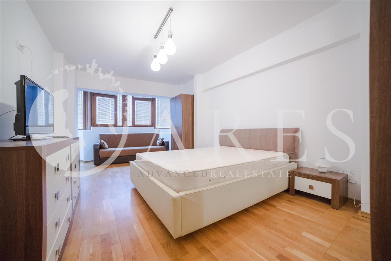 Inchiriere Apartament 4 Camere Romana