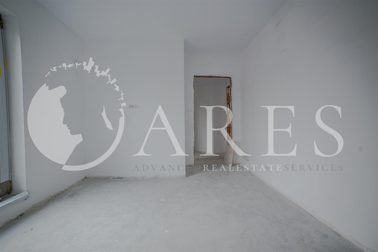 Vanzare Apartament 4 Camere Soseaua Chitilei Pod Constanta Comision 0 %