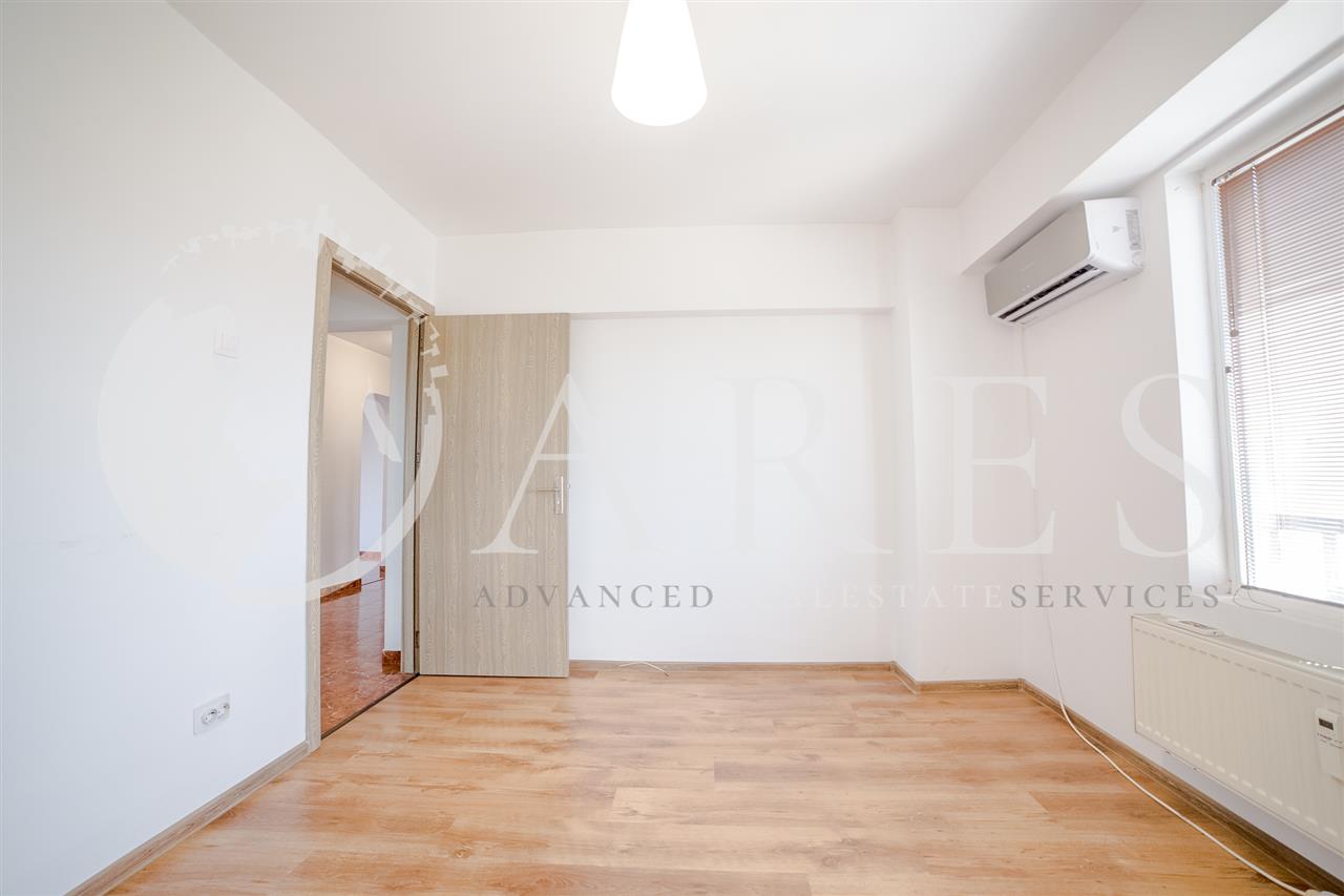 Apartament 3 Camere 81 MP Nemobilat Alba Iulia Burebista