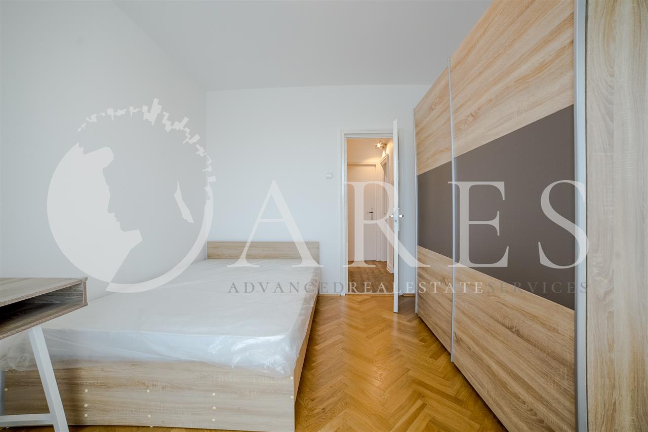 Apartament 3 Camere 75 MP Renovat Mobilat Universitate