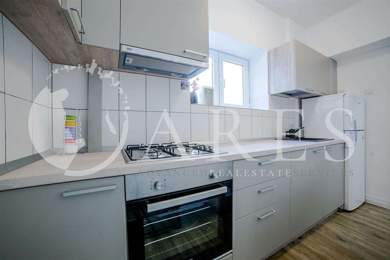 Apartament 3 Camere 75 MP Renovat Mobilat Universitate