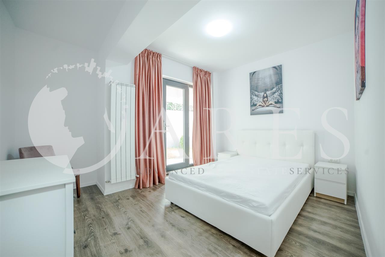 Apartament 3 Camere 75 MP Curte + Terasa 40 MP  Unirii Cosbuc Ultracentral