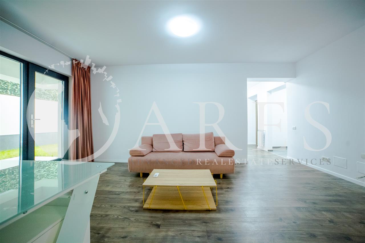 Apartament 3 Camere 75 MP Curte + Terasa 40 MP  Unirii Cosbuc Ultracentral