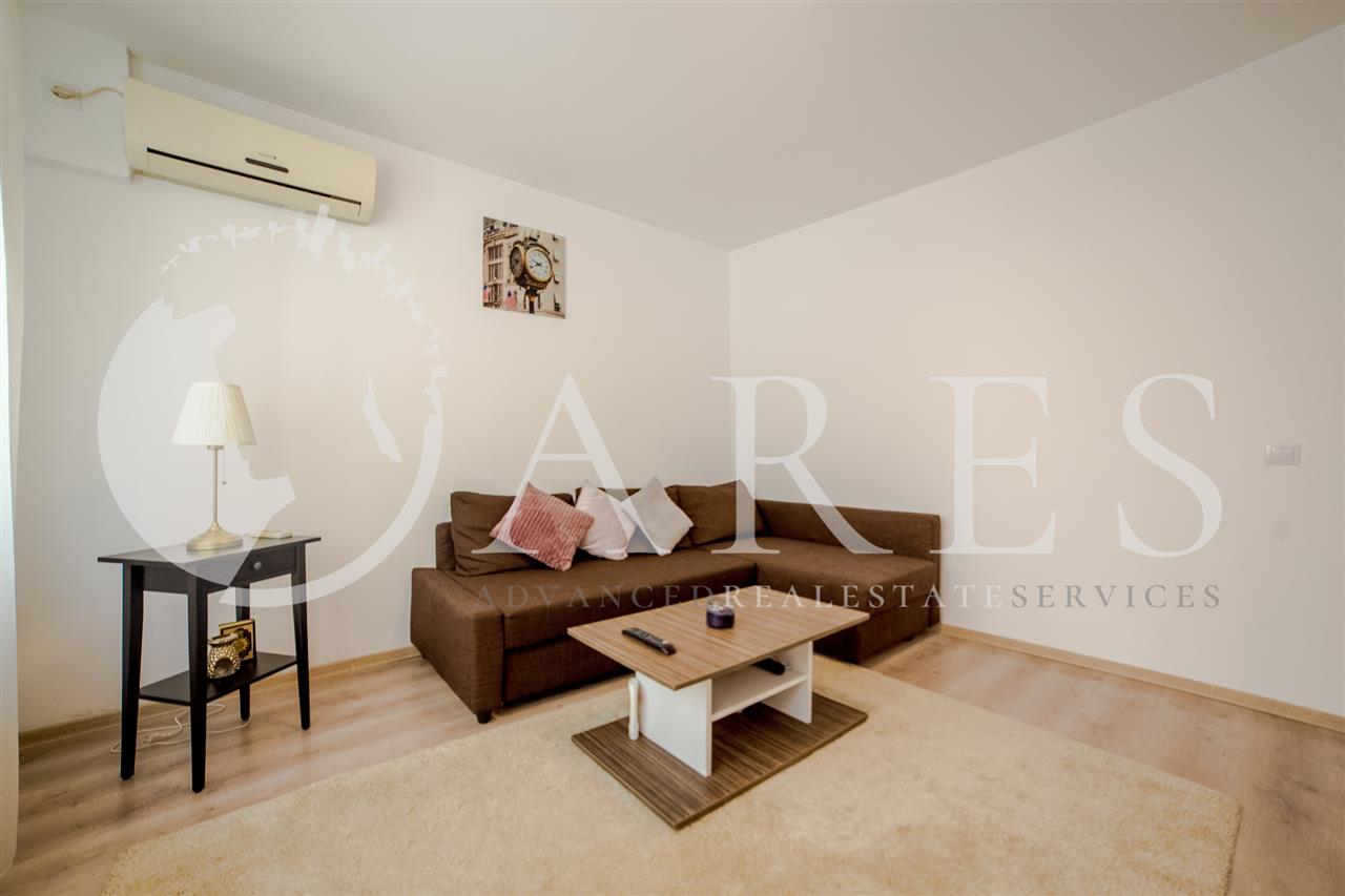 Apartament 2 Camere 45 MP + Camera Dressing Mobilat  Calea Victoriei