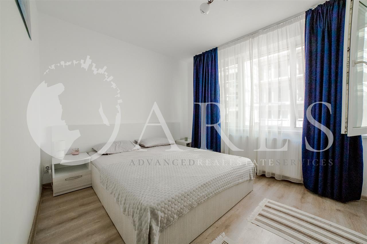 Apartament 2 Camere 45 MP + Camera Dressing Mobilat  Calea Victoriei