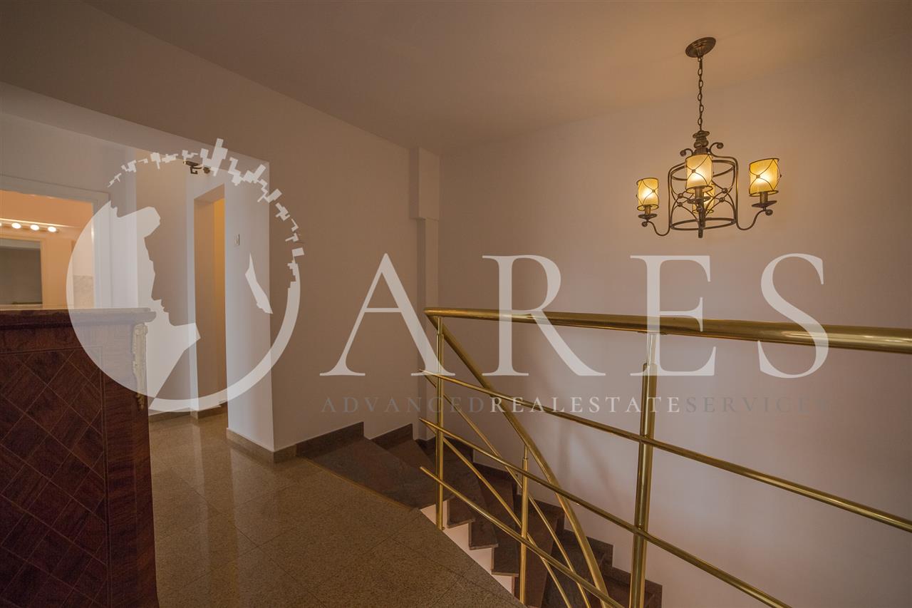 Apartament 4 Camere 145 MP Duplex Mobilat Lux  Unirii Ultracentral