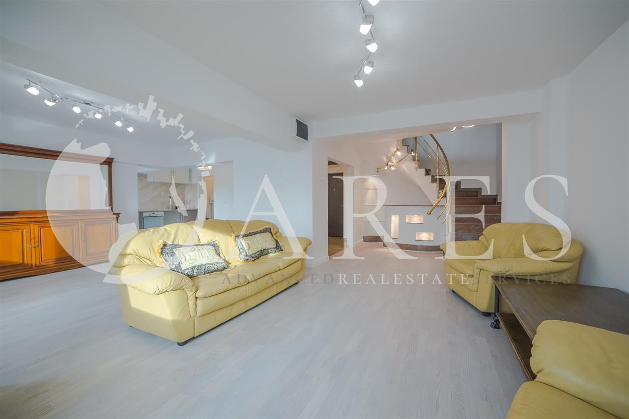 Apartament 4 Camere 145 MP Duplex Mobilat Lux  Unirii Ultracentral