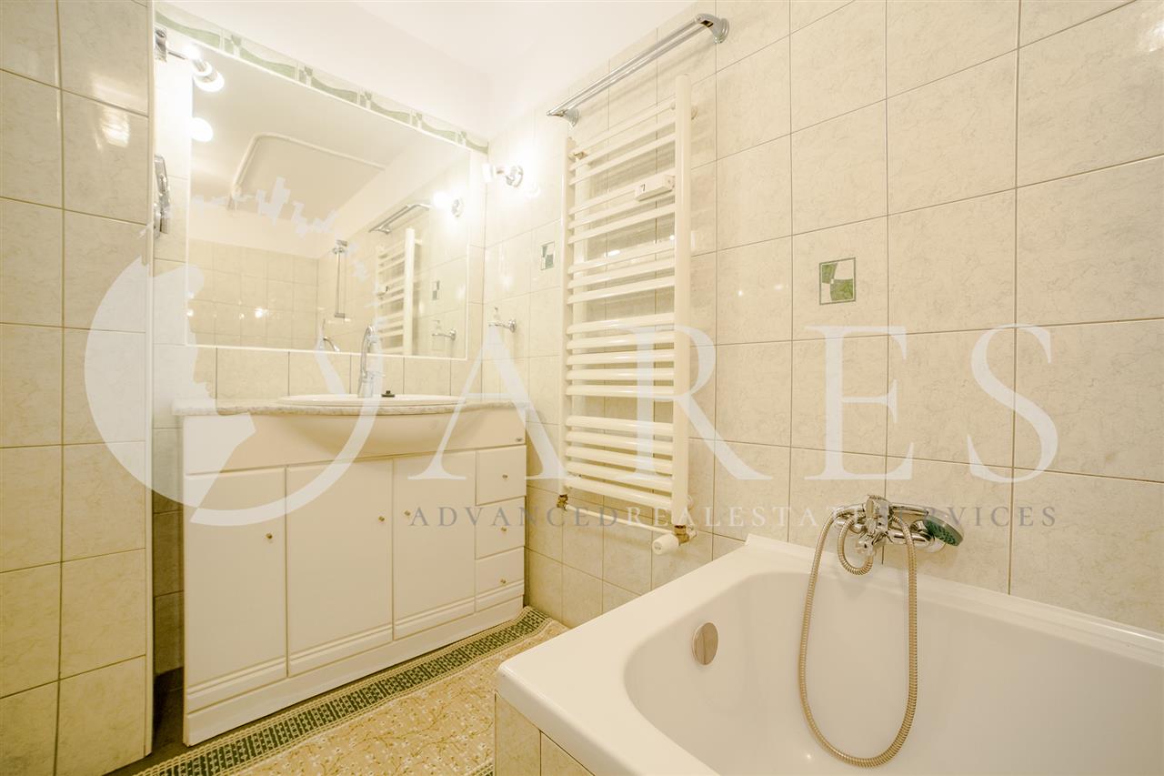 Apartament 3 Camere 85 MP Decomandat Vitan Mall