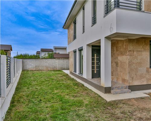 Vila 4 Camere 196 MP Teren 362 MP Pantelimon Cernica Lac Lebada  150 m