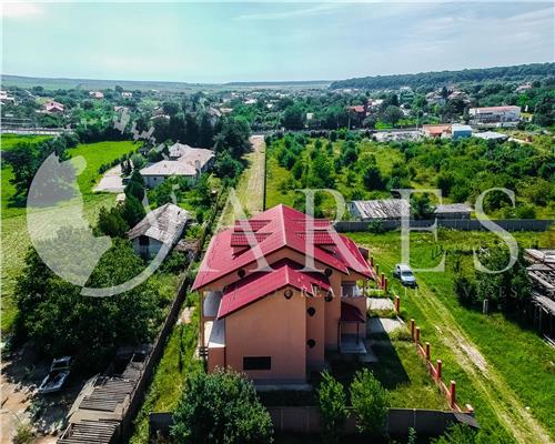 Vanzare Vila Saftica 7 camere, DUPLEX 350 mp, Perfectă pentru liniștea familiei tale!