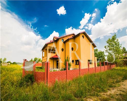 Vanzare Vila Saftica 7 camere, DUPLEX 350 mp, Perfectă pentru liniștea familiei tale!