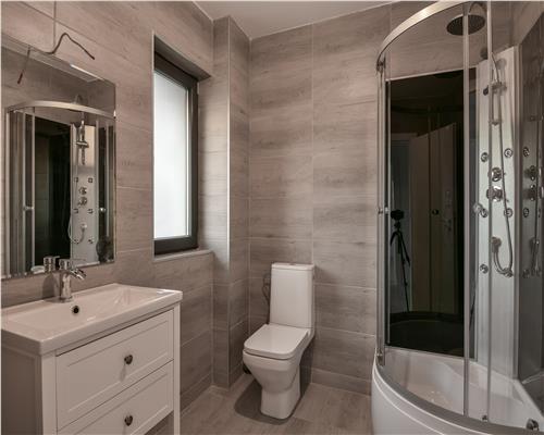 BERCENICENTRAL,VILA INDIVIDUALA ,5 CAMERE, 3 BAI ,TEREN 402 MP ,LA CHEIE!