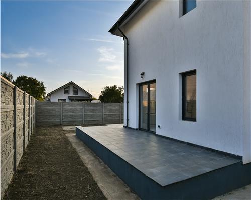 BERCENICENTRAL,VILA INDIVIDUALA ,5 CAMERE, 3 BAI ,TEREN 402 MP ,LA CHEIE!