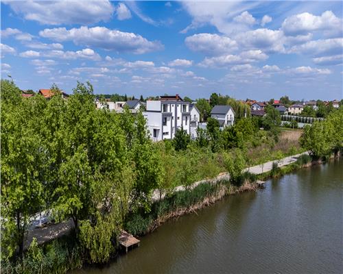 CORBEANCA  VILA PASIVA,4 CAMERE,215 MP,TEREN 394 MP,VEDERE LAC,LA CHEIE!
