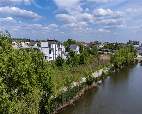 CORBEANCA  VILA PASIVA,4 CAMERE,215 MP,TEREN 394 MP,VEDERE LAC,LA CHEIE!