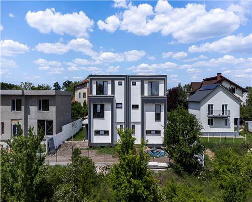 CORBEANCA  VILA PASIVA,4 CAMERE,215 MP,TEREN 394 MP,VEDERE LAC,LA CHEIE!
